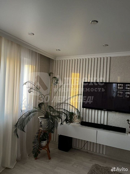 2-к квартира, 74 кв.м.