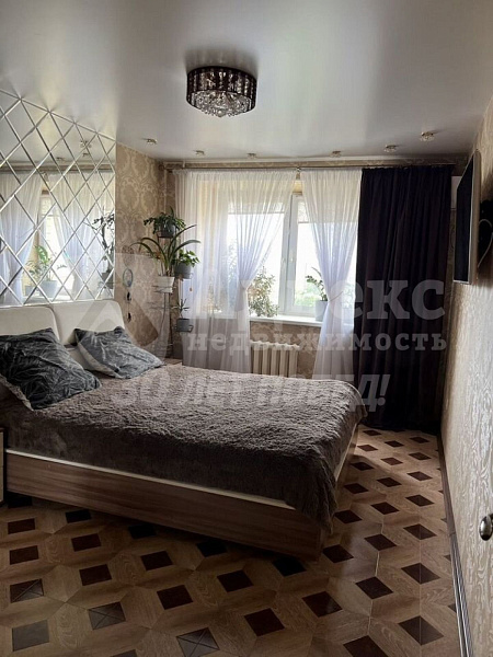 Квартира 3-комн., 89.9 м²