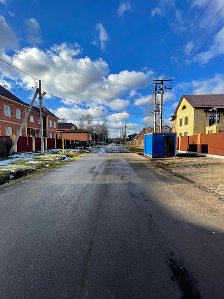 Дом, 200 кв.м.