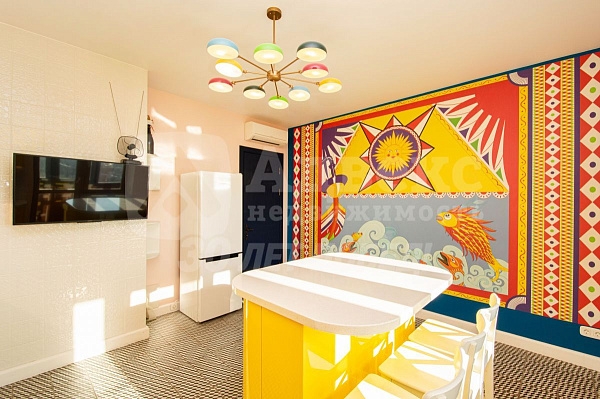 Квартира 2-комн., 90.6 м²