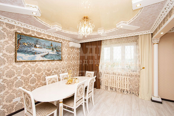 Квартира 2-комн., 80 м²