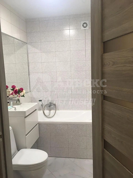 Квартира 2-комн., 58 м²