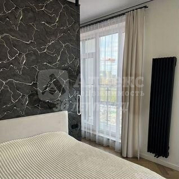 Квартира 2-комн., 82 м²