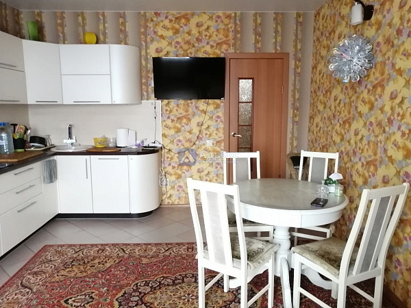 Квартира 1-комн., 65.6 м²