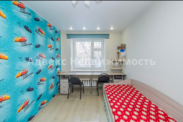 Квартира 3-комн., 65 м²