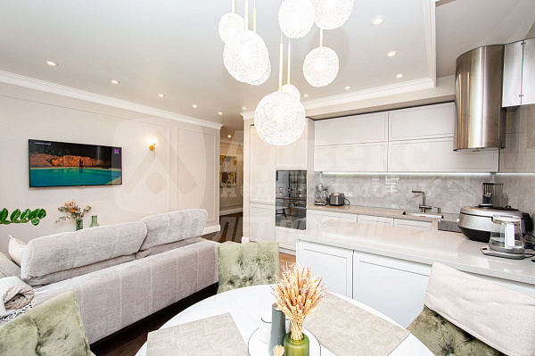 Квартира 2-комн., 74.3 м²