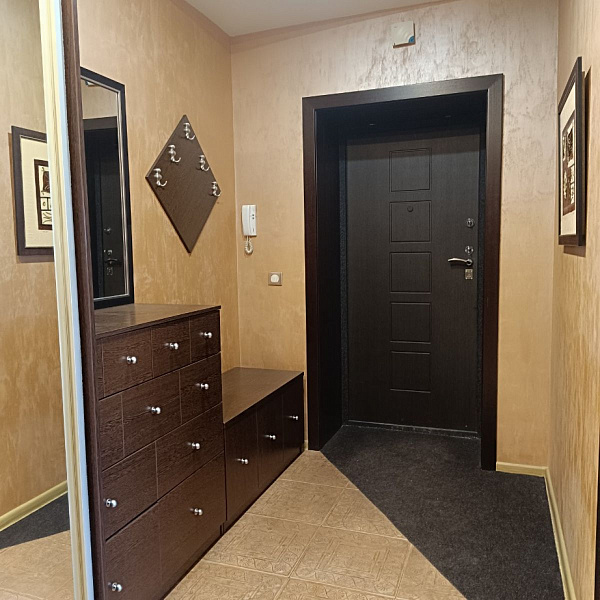 Квартира 3-комн., 94.1 м²