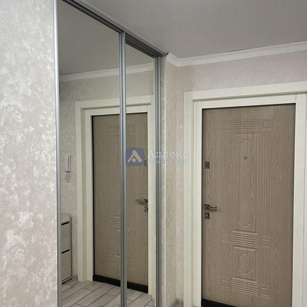 Квартира 3-комн., 92 м²