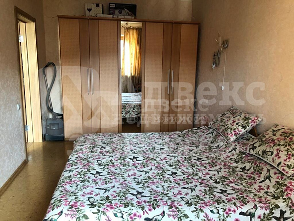 Квартира 4-комн., 140.3 м²