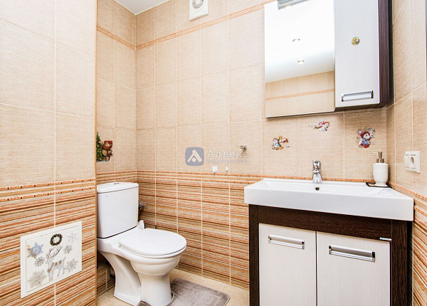 2-к квартира, 74 кв.м.