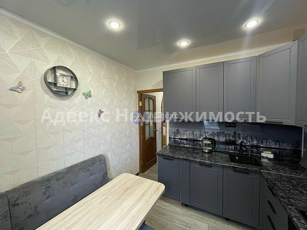 Квартира 4-комн., 81 м²