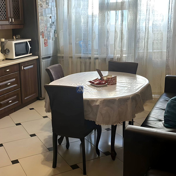 Квартира 3-комн., 90.1 м² Квартира 3-комн., 90.1 м²