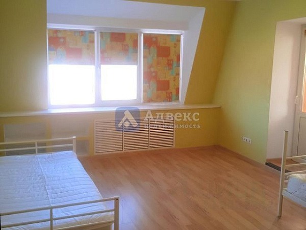 4-к квартира, 130 кв.м. 4-к квартира, 130 кв.м.