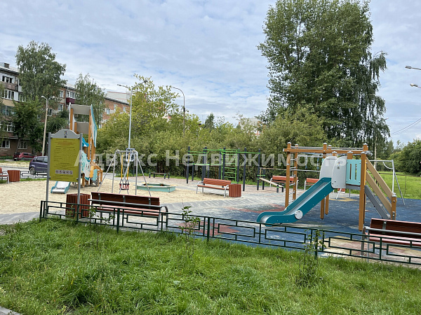 Квартира 3-комн., 58 м²