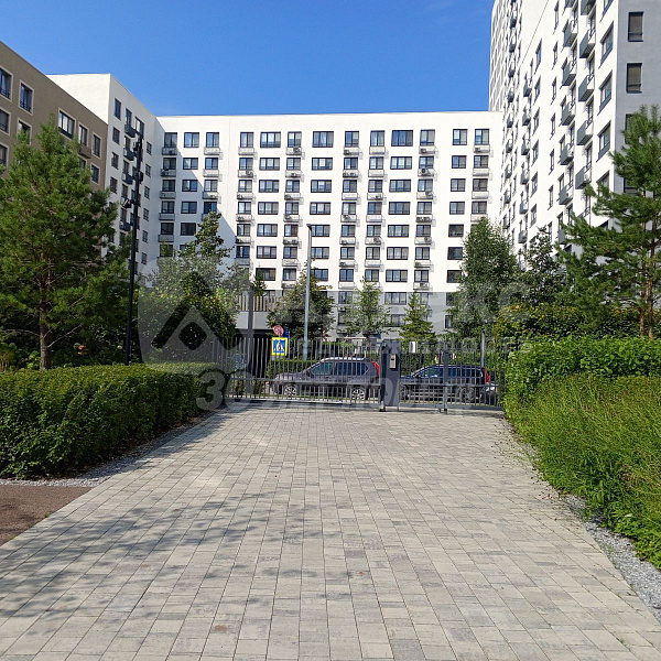 Квартира 3-комн., 107 м²