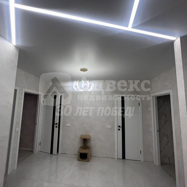 Квартира 3-комн., 146.3 м²