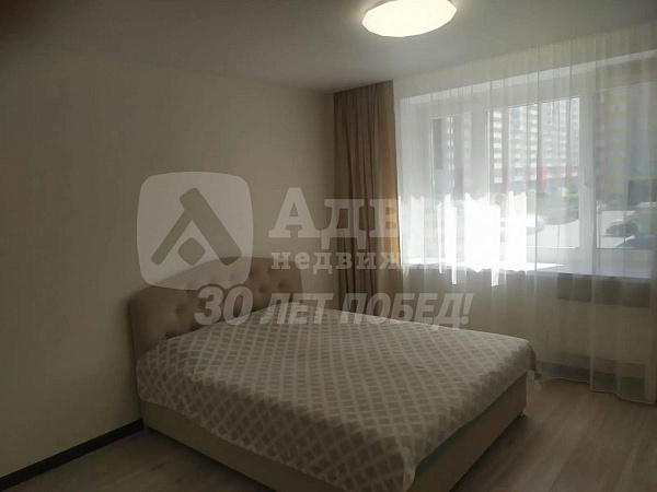 Квартира 2-комн., 67 м²