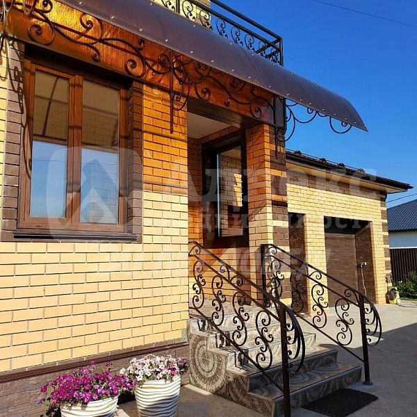 Дом, 301.2 кв.м.