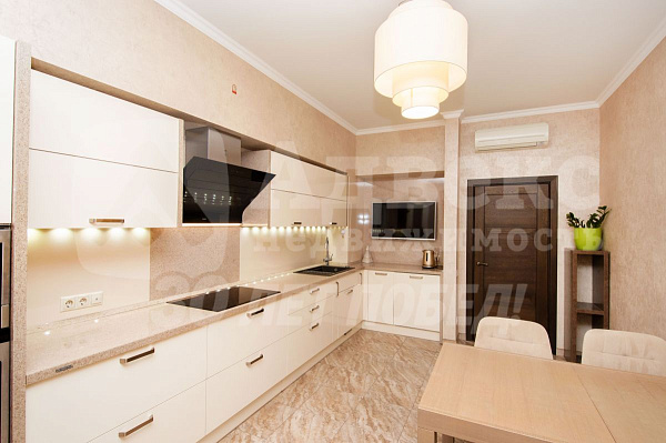 Квартира 4-комн., 156 м²
