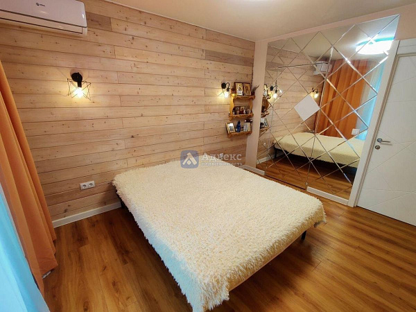 Квартира 3-комн., 80 м²