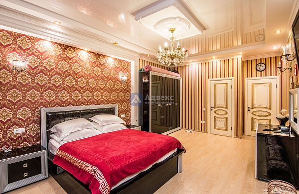Квартира 3-комн., 129.4 м²
