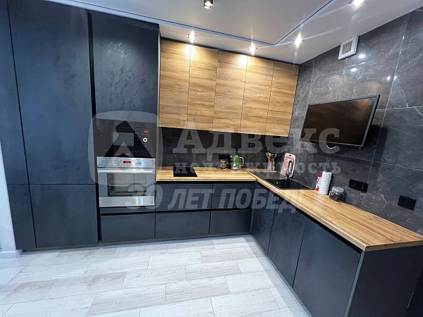 Квартира 3-комн., 85 м²