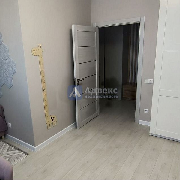 Квартира 4-комн., 101 м²