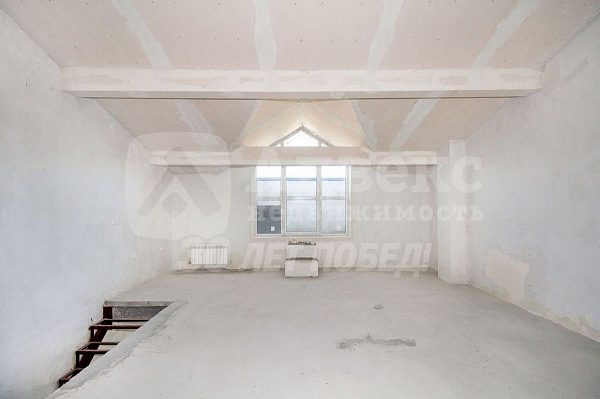 Квартира 2-комн., 129.7 м²