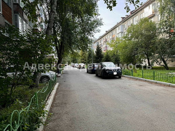 Квартира 3-комн., 80 м²