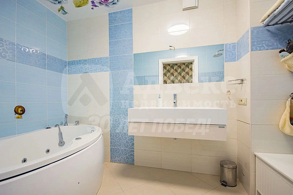 Квартира 2-комн., 83.8 м²